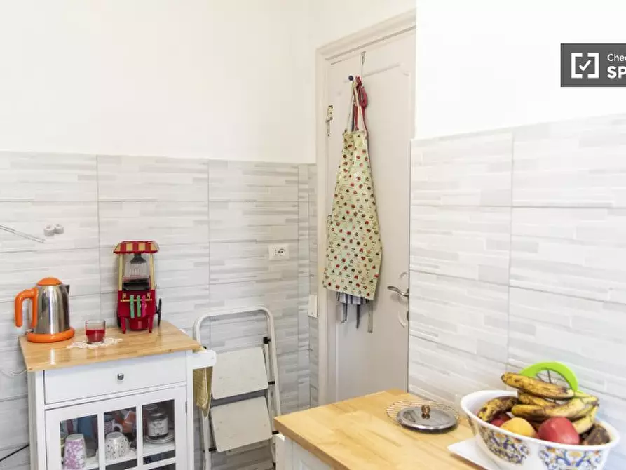 Immagine 14 di Camera condivisa in affitto  in Via Cesare Bazzani a Roma