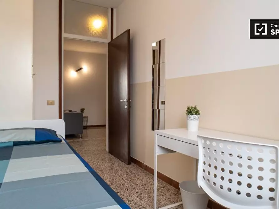 Immagine 3 di Camera condivisa in affitto  in Via Lucca, 20152 Milano MI, Italy a Milano