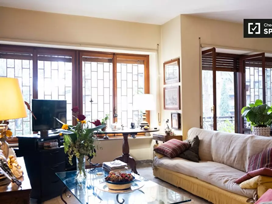 Immagine 6 di Camera condivisa in affitto  in Via Enrico Mizzi a Roma