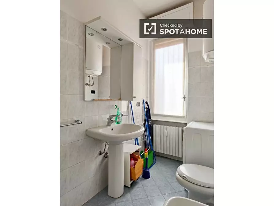 Immagine 17 di Appartamento in affitto  in Via Nino Bixio a Milano