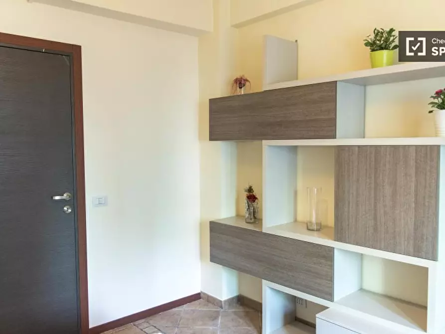 Immagine 17 di Camera condivisa in affitto  in Via Calpurnio Fiamma a Roma