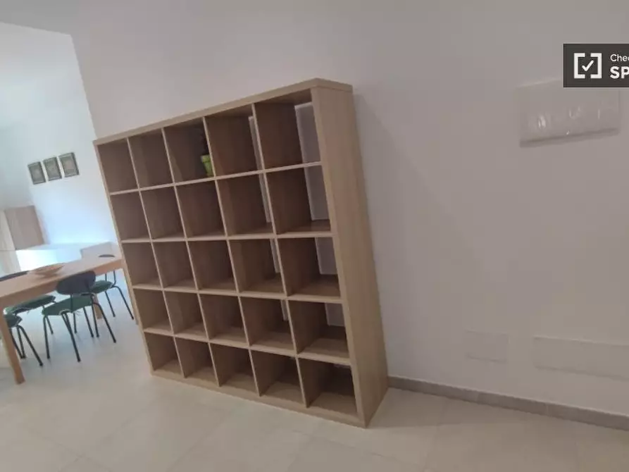 Immagine 9 di Camera condivisa in affitto  in Via Baldo degli Ubaldi a Roma