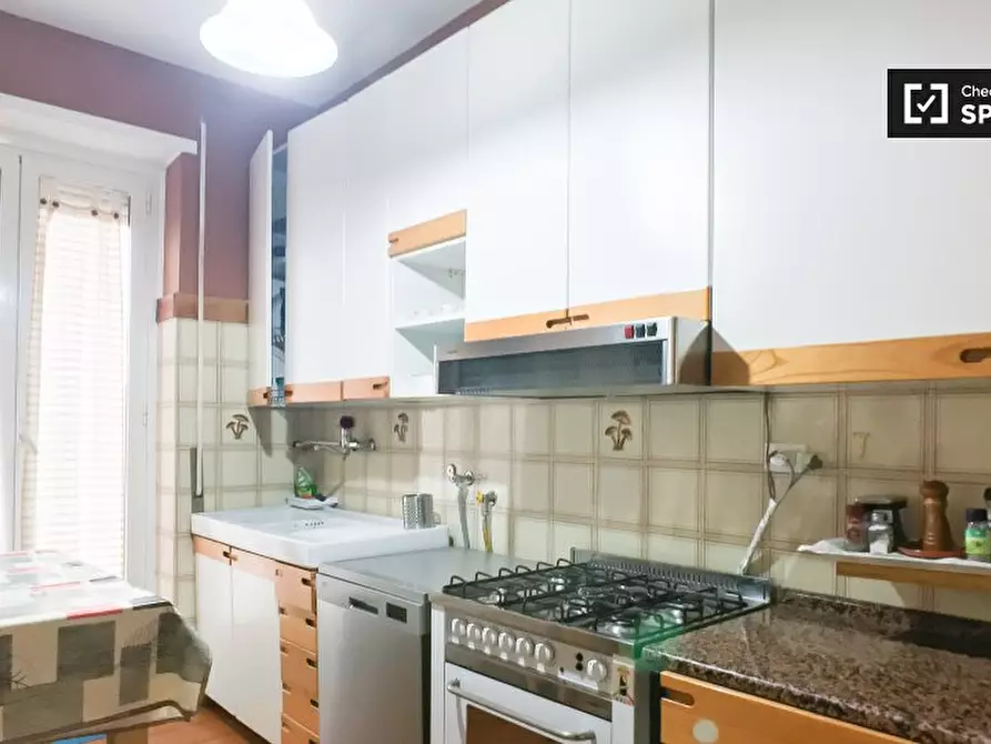 Immagine 5 di Appartamento in affitto  in Via Alessandro Bertolini a Roma
