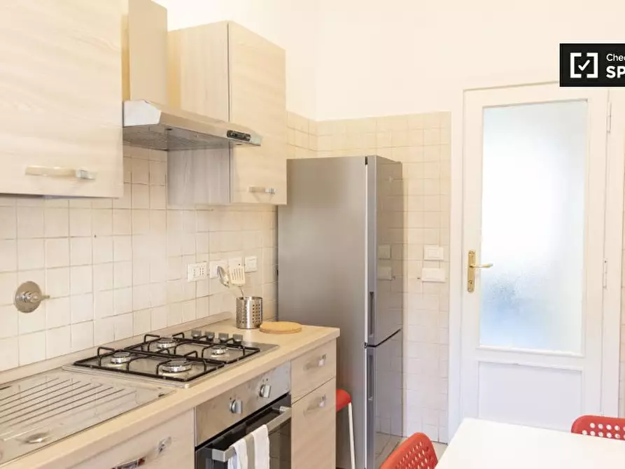 Immagine 11 di Camera condivisa in affitto  in Via Val d'Aosta a Roma