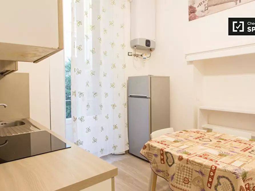 Immagine 2 di Appartamento in affitto  in Viale Brianza a Milano