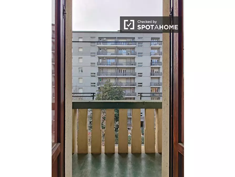 Immagine 12 di Appartamento in affitto  in Via Cervignano a Milano