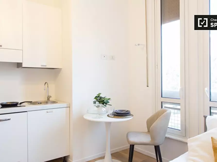 Immagine 5 di Ufficio in affitto  in Viale Gorizia a Milano