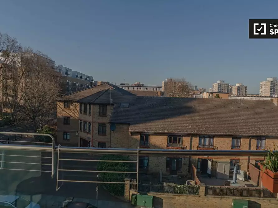 Immagine 10 di Camera condivisa in affitto  in Unit a Poplar