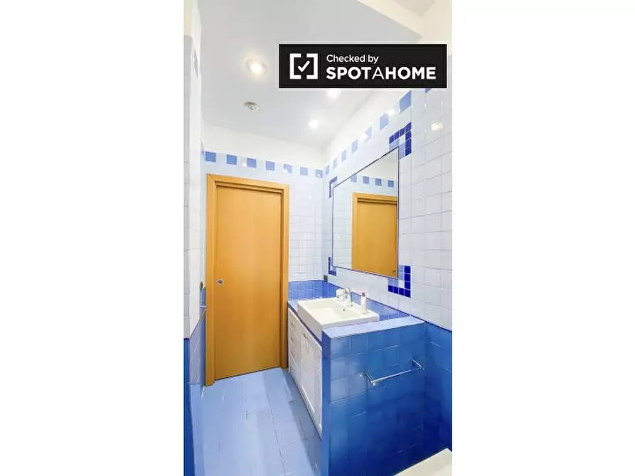 Immagine 18 di Appartamento in affitto  in Via Foligno a Roma