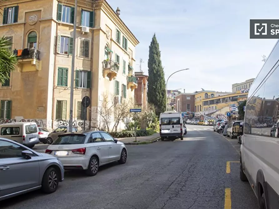 Immagine 16 di Appartamento in affitto  in Via Francesco Passino a Roma