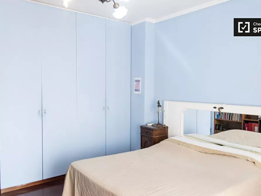 Immagine 2 di Camera condivisa in affitto  in Viale Ippocrate a Roma