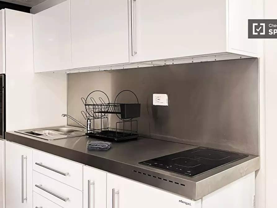 Immagine 2 di Appartamento in affitto  in Via Antonio Fogazzaro a Milano