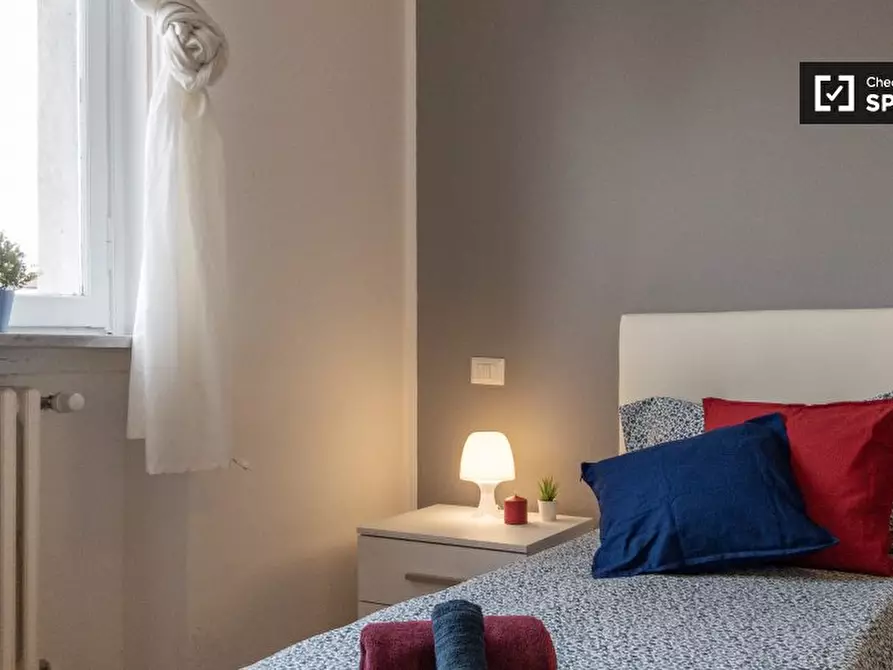 Immagine 2 di Camera condivisa in affitto  in Via Saverio Altamura a Milano