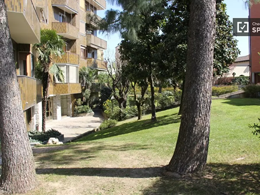 Immagine 12 di Camera condivisa in affitto  in Piazza dell'Assunta a Milano