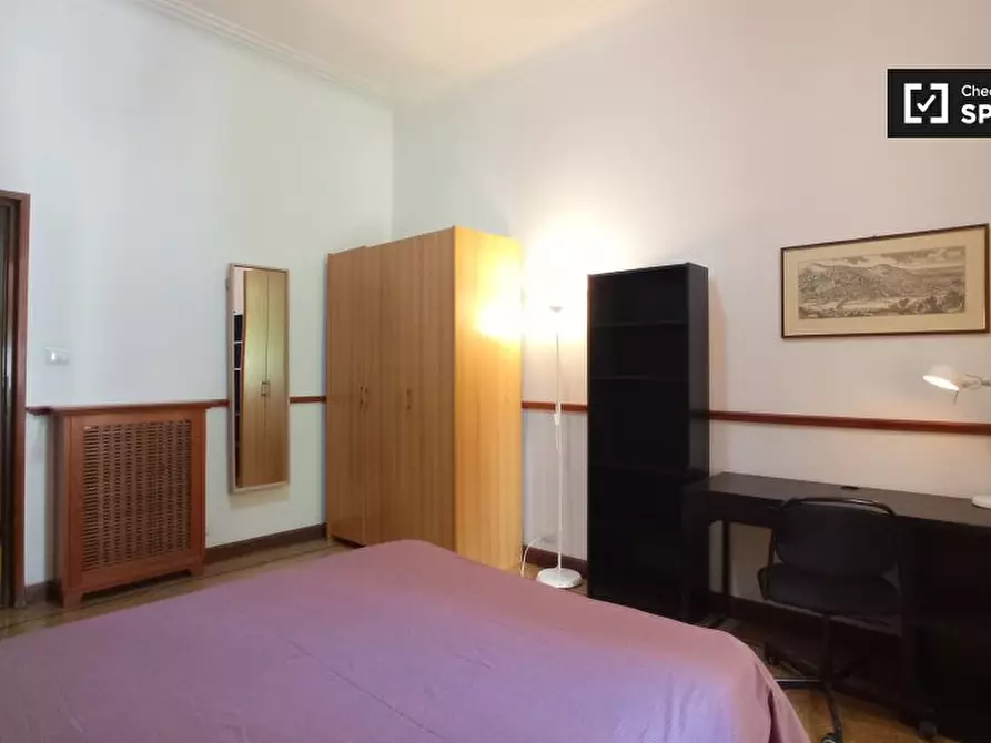 Immagine 3 di Camera condivisa in affitto  in Via Panama a Roma