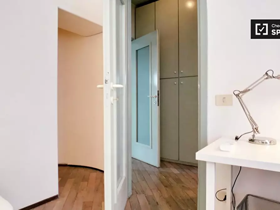 Immagine 5 di Camera condivisa in affitto  in Via Teodosio a Milano