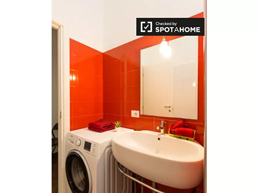 Immagine 10 di Camera condivisa in affitto  in Viale Pietro da Cortona a Milano