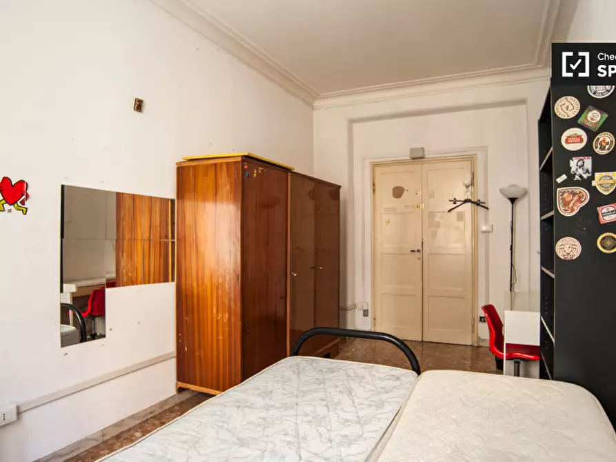 Immagine 4 di Camera condivisa in affitto  in Via Carnia a Roma