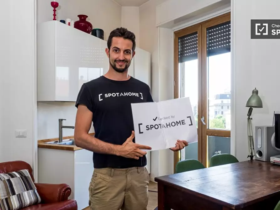 Immagine 11 di Ufficio in affitto  in Via Cuneo a Milano