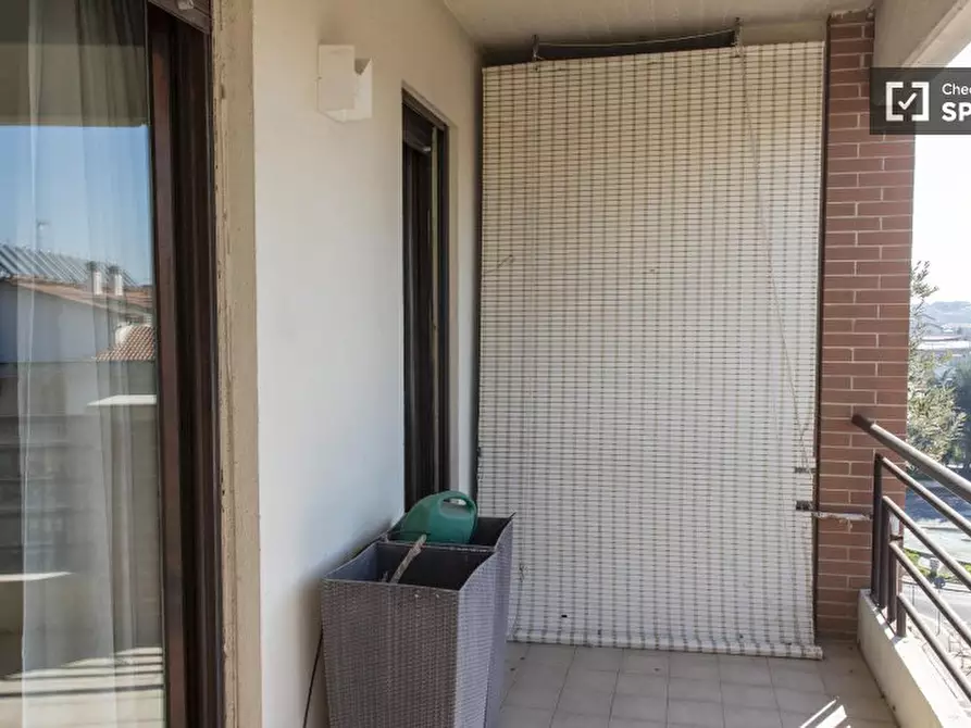 Immagine 12 di Camera condivisa in affitto  in Via Gian Antonio Maggi a Roma