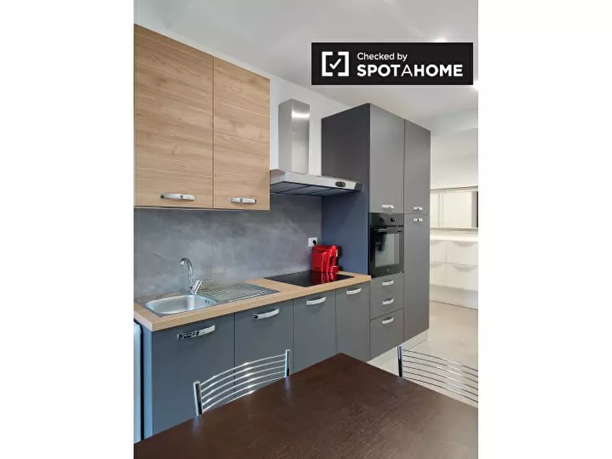 Immagine 18 di Appartamento in affitto  in Via Frà Cristoforo a Milano