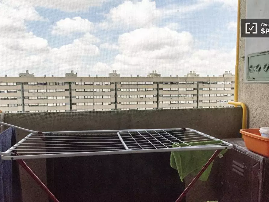 Immagine 9 di Camera condivisa in affitto  in Via Clemente Rebora a Roma