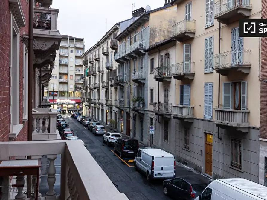 Immagine 13 di Camera condivisa in affitto  in Via Rossana a Torino