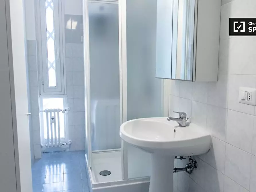 Immagine 10 di Camera condivisa in affitto  in Viale Etiopia a Roma