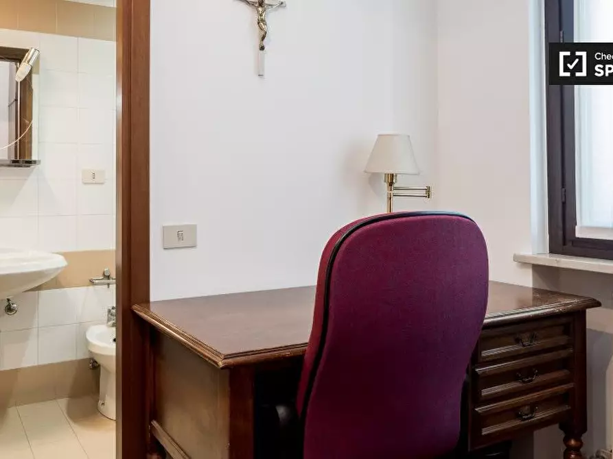 Immagine 3 di Camera condivisa in affitto  in Via Torquato Tasso a Sesto San Giovanni