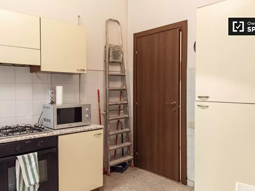 Immagine 10 di Camera condivisa in affitto  in Via Alessandria, 00198 Roma RM, Italy a Roma