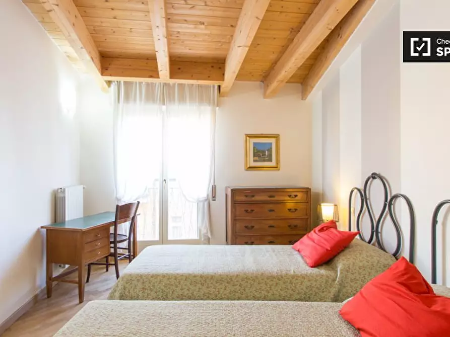 Immagine 19 di Appartamento in affitto  in Via Conte Verde a Milano