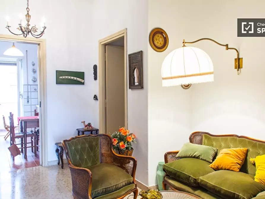 Immagine 5 di Camera condivisa in affitto  in Via Val Padana a Roma