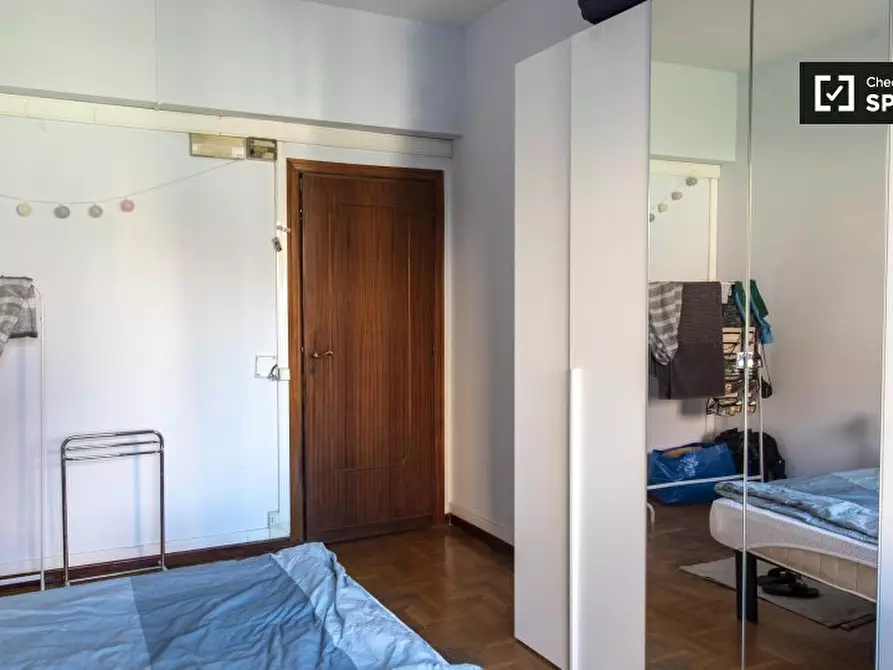 Immagine 7 di Camera condivisa in affitto  in Via Siria a Roma