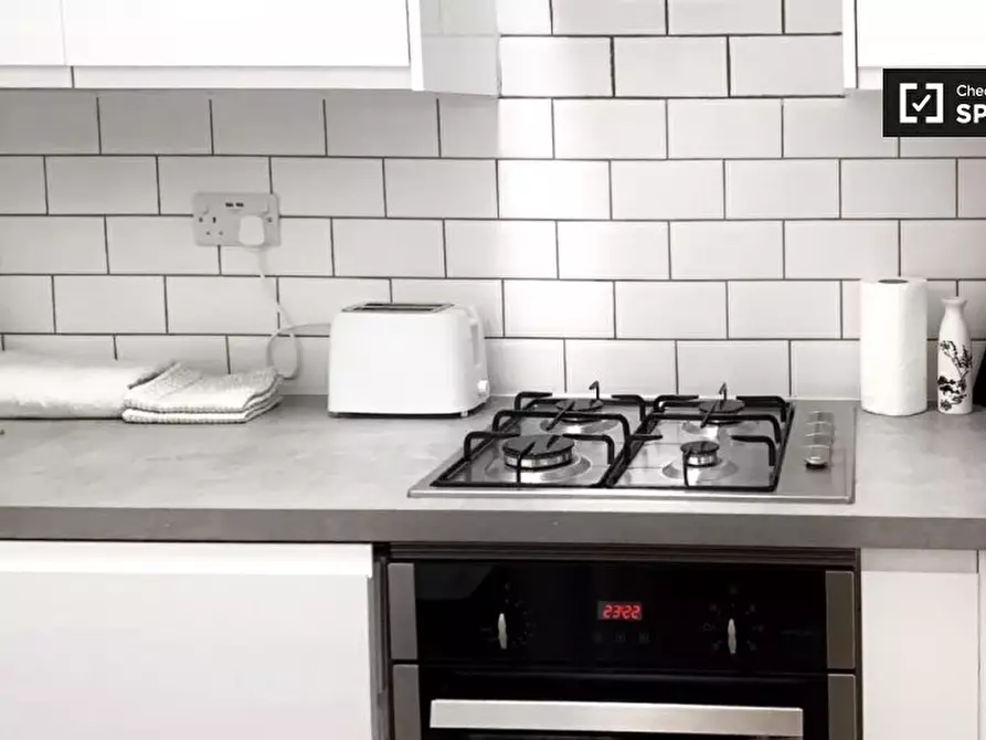 Immagine 17 di Appartamento in affitto  in Hanbury St a Poplar