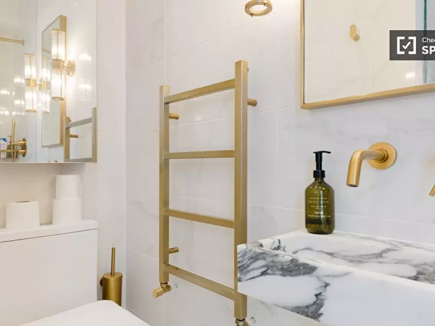 Immagine 16 di Appartamento in affitto  in Palace Gardens Terrace a Kensington