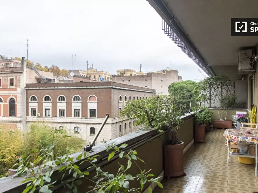 Immagine 18 di Camera condivisa in affitto  in Via Benedetto Musolino a Roma