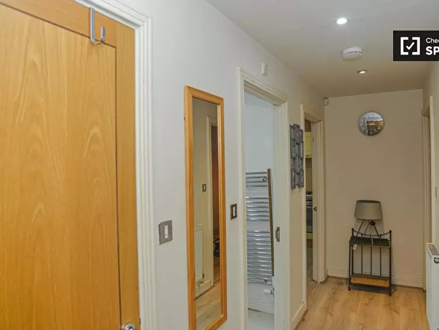 Immagine 5 di Appartamento in affitto  in Sail Court a Poplar