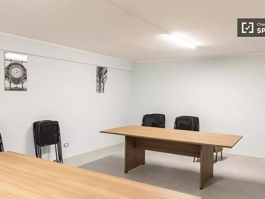 Immagine 17 di Camera condivisa in affitto  in Via di Carcaricola a Roma