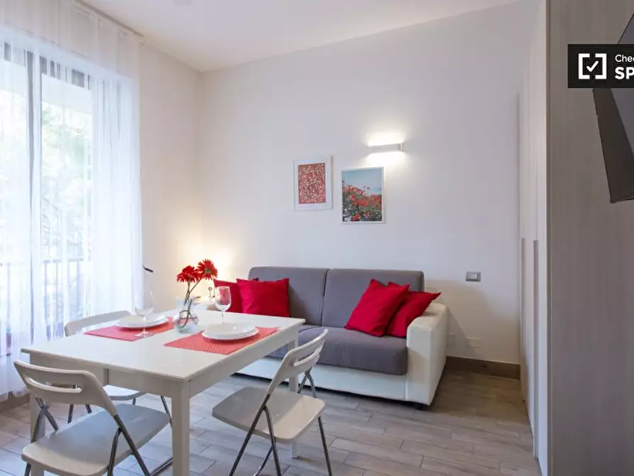 Immagine 3 di Ufficio in affitto  in Viale S. Gimignano a Milano