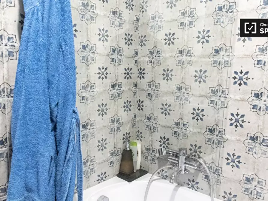 Immagine 8 di Camera condivisa in affitto  in Via Conte di Carmagnola a Roma