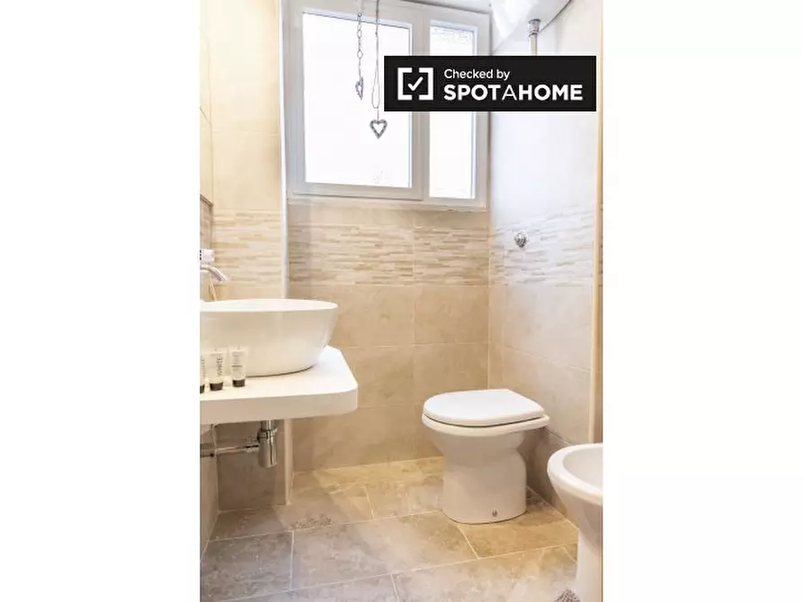 Immagine 16 di Appartamento in affitto  in Via Carlo Livi a Roma