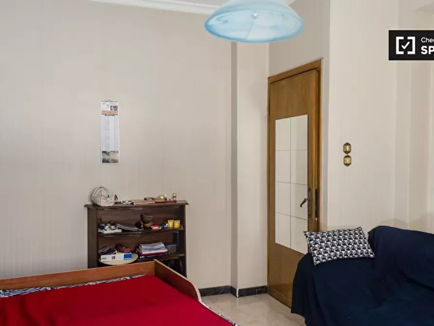 Immagine 4 di Camera condivisa in affitto  in Via Val d'Ossola, 00141 Roma RM, Italy a Roma