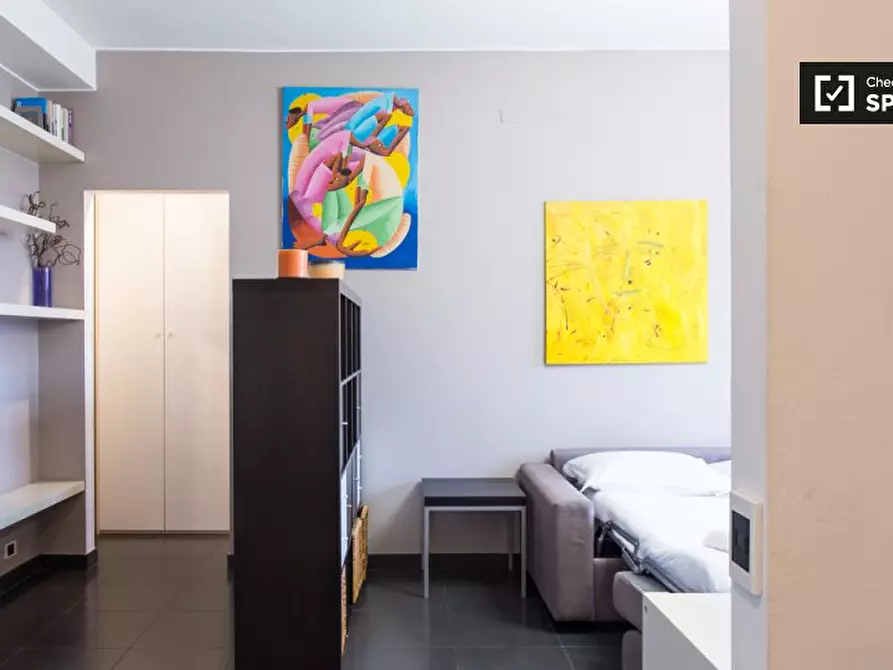 Immagine 3 di Ufficio in affitto  in Via Desenzano a Milano