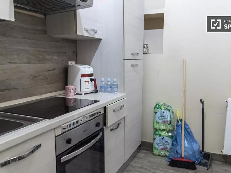 Immagine 4 di Appartamento in affitto  in Via Carlo Denina a Roma