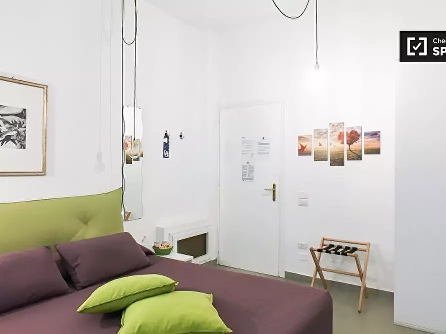 Immagine 3 di Camera condivisa in affitto  in Via dei Giovi, 00141 Roma RM, Italy a Roma