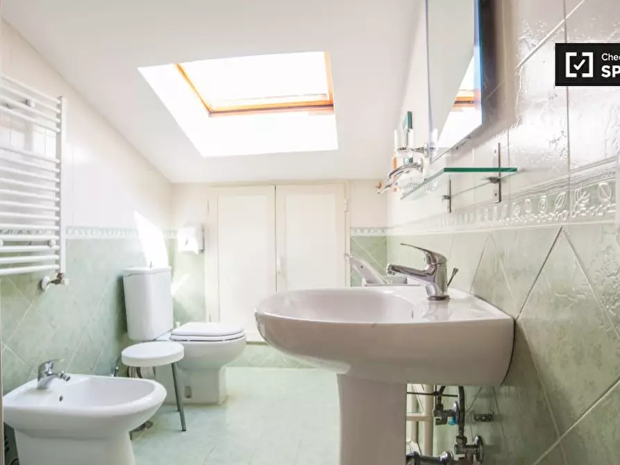 Immagine 7 di Camera condivisa in affitto  in Via Gaeta, 00185 Roma RM, Italy a Roma