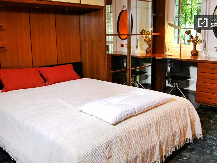 Immagine 4 di Appartamento in affitto  in piazza sei febbraio a Milano