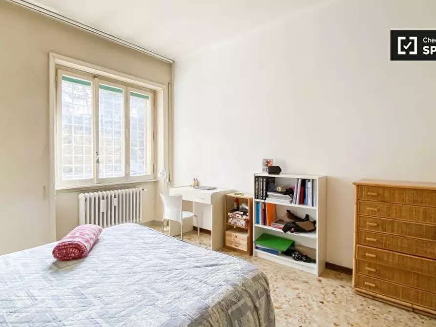 Immagine 17 di Camera condivisa in affitto  in Via Filippo Marchetti a Roma