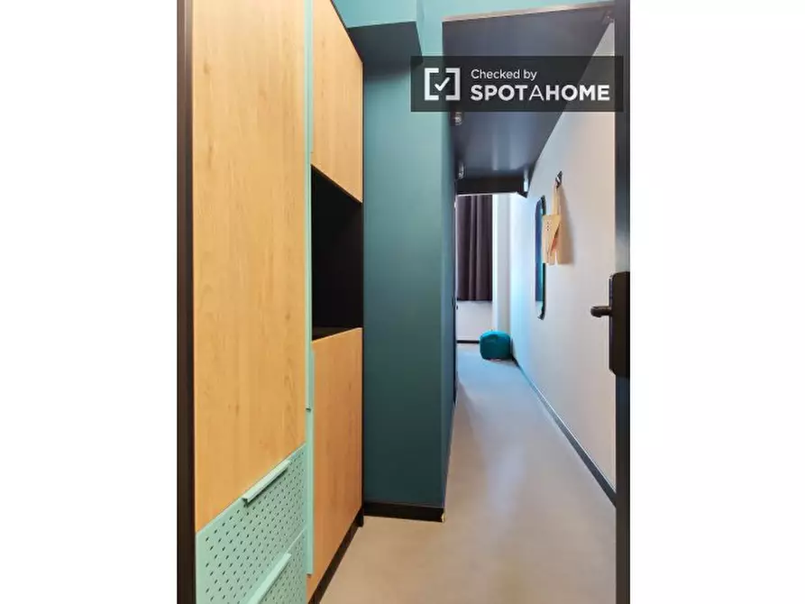 Immagine 6 di Camera condivisa in affitto  in Viale Giovanni Suzzani a Milano