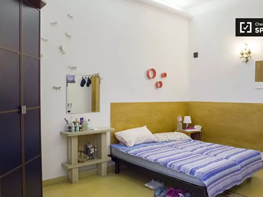 Immagine 4 di Camera condivisa in affitto  in Via Castelfidardo, 00185 Roma RM, Italy a Roma